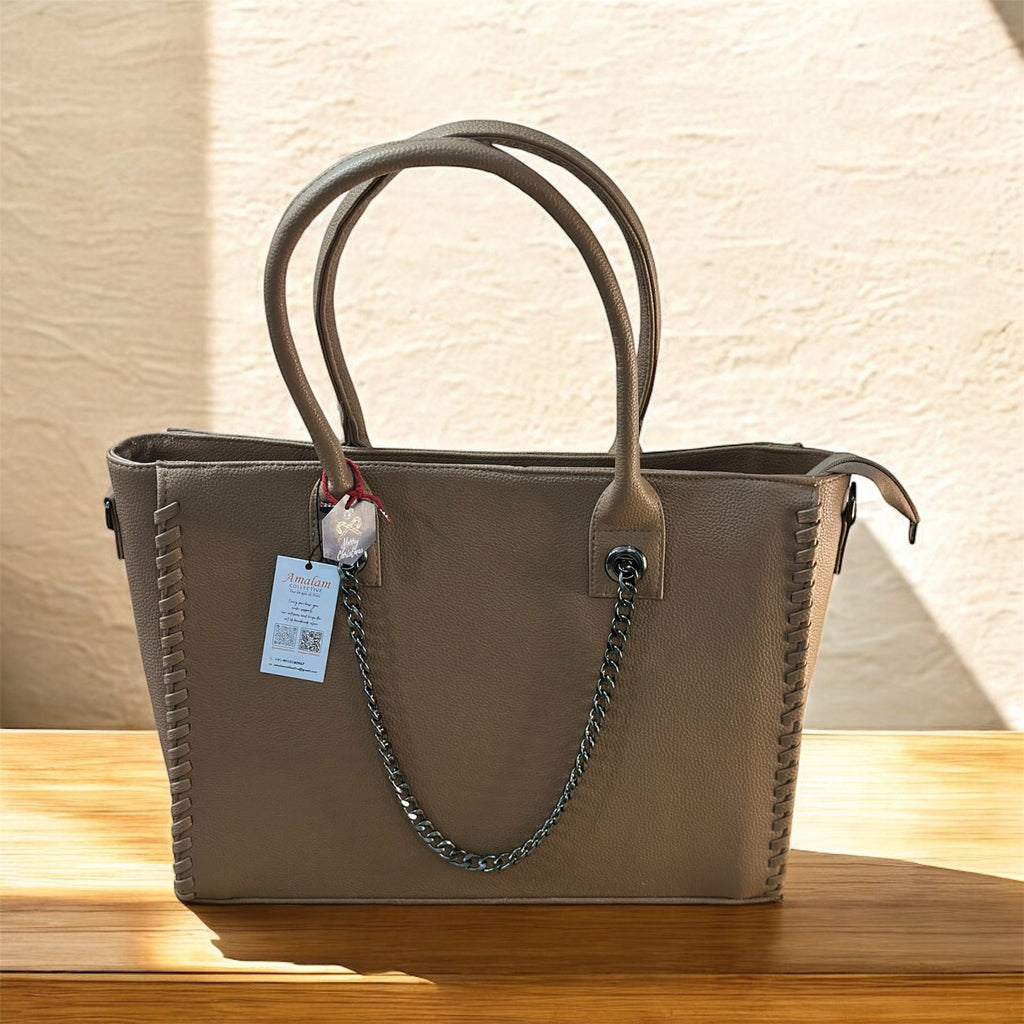 Amalam Collective Canvas Tote Bag with Chain Detail – Elegant Everyday Carry