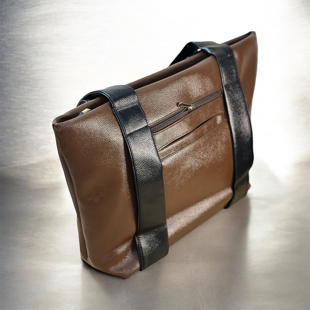 Minimal BlackTote Bag with Front Zip Pocket – Everyday Carry Tote