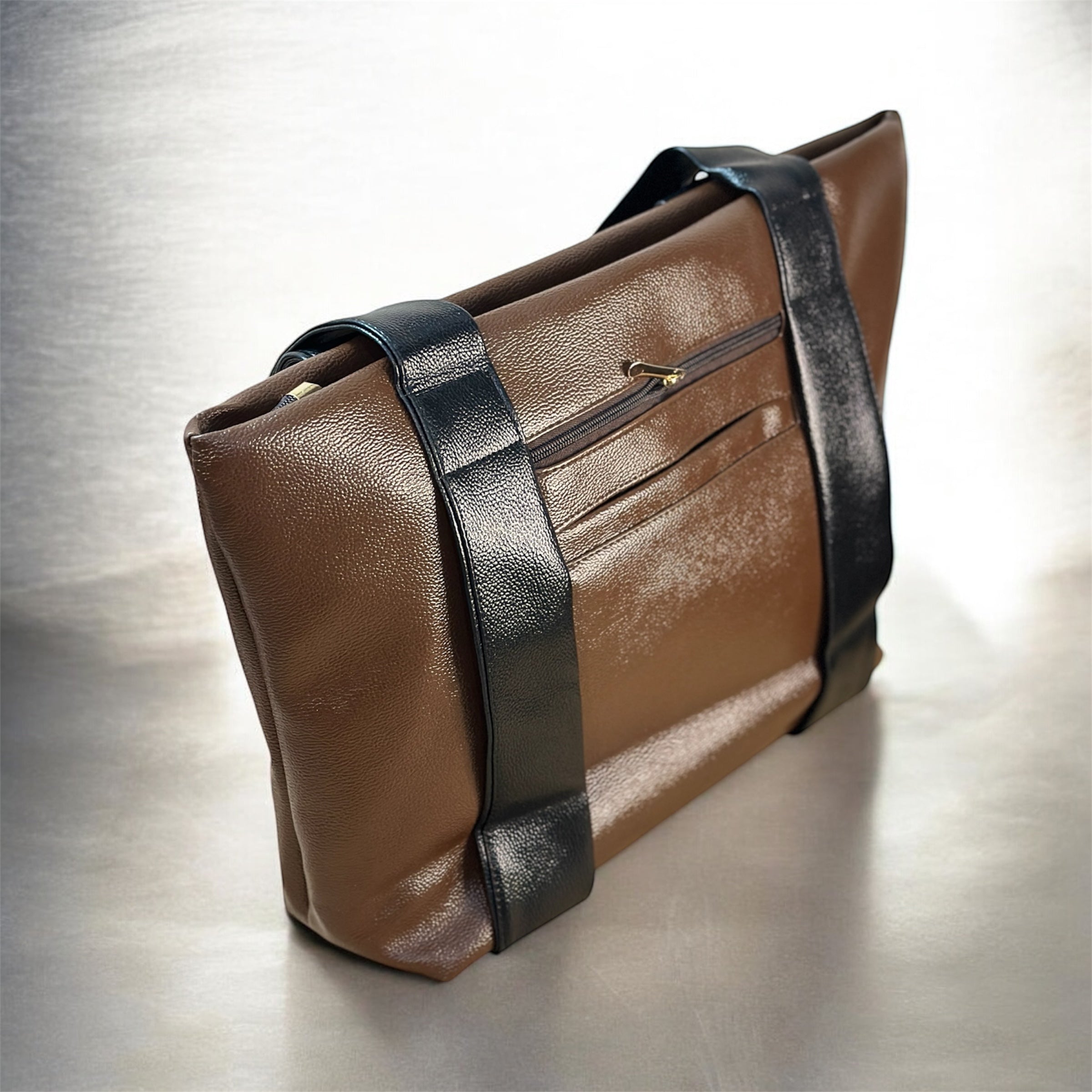 Minimal BlackTote Bag with Front Zip Pocket – Everyday Carry Tote