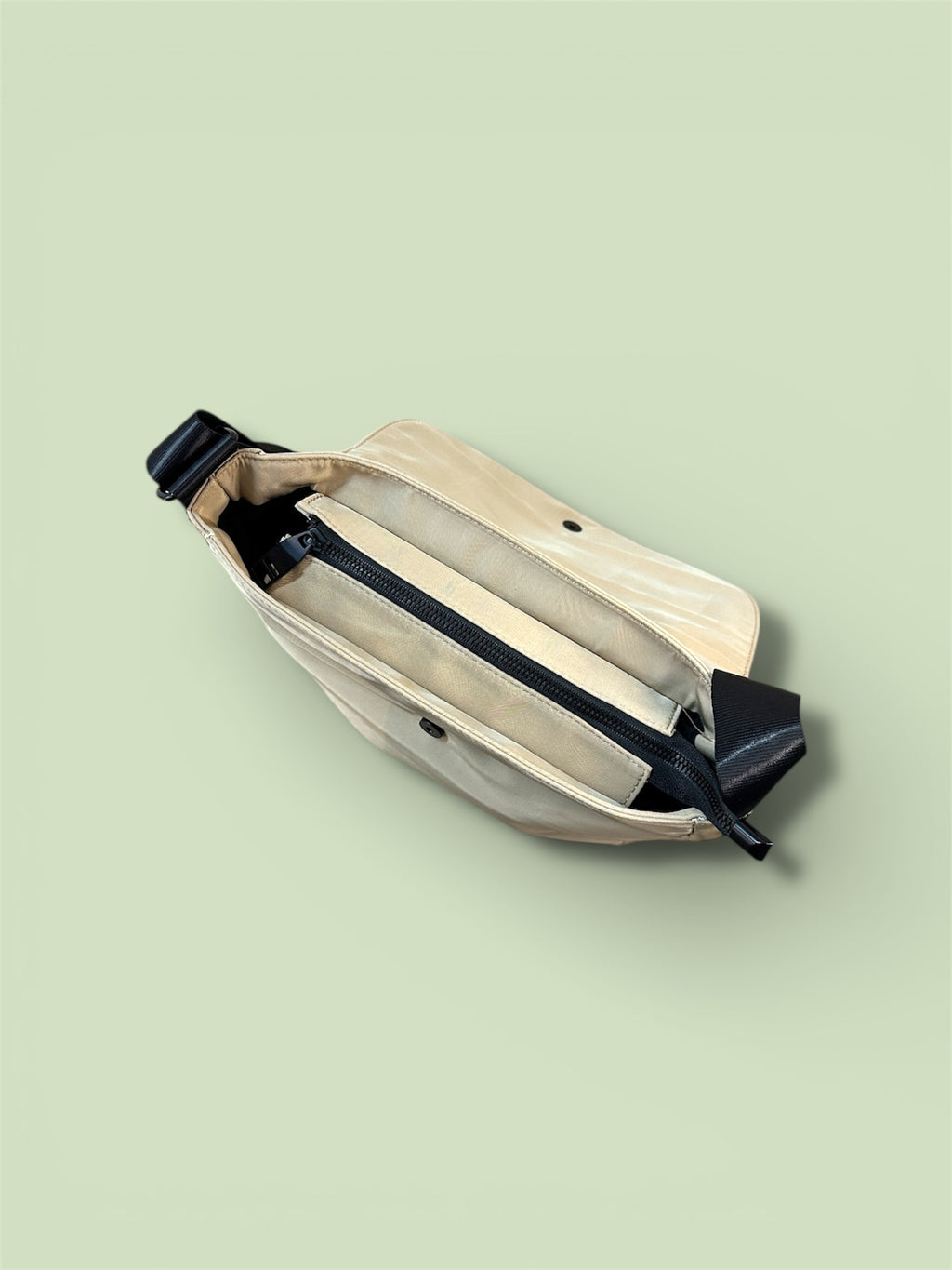 MetroFlex Urban Crossbody Bag