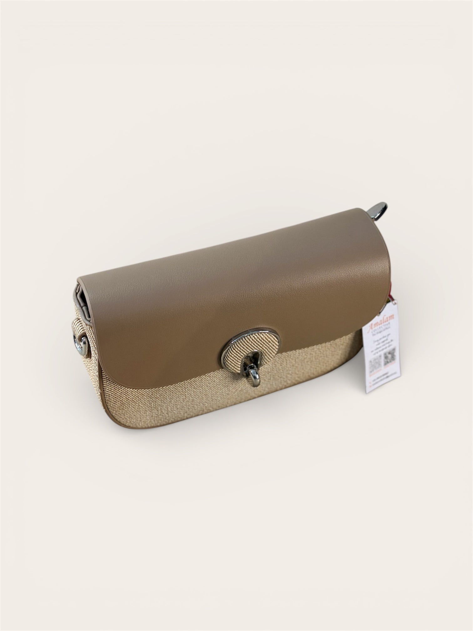 Modern Bag with Detachable Coin Case – Compact Utility Bag