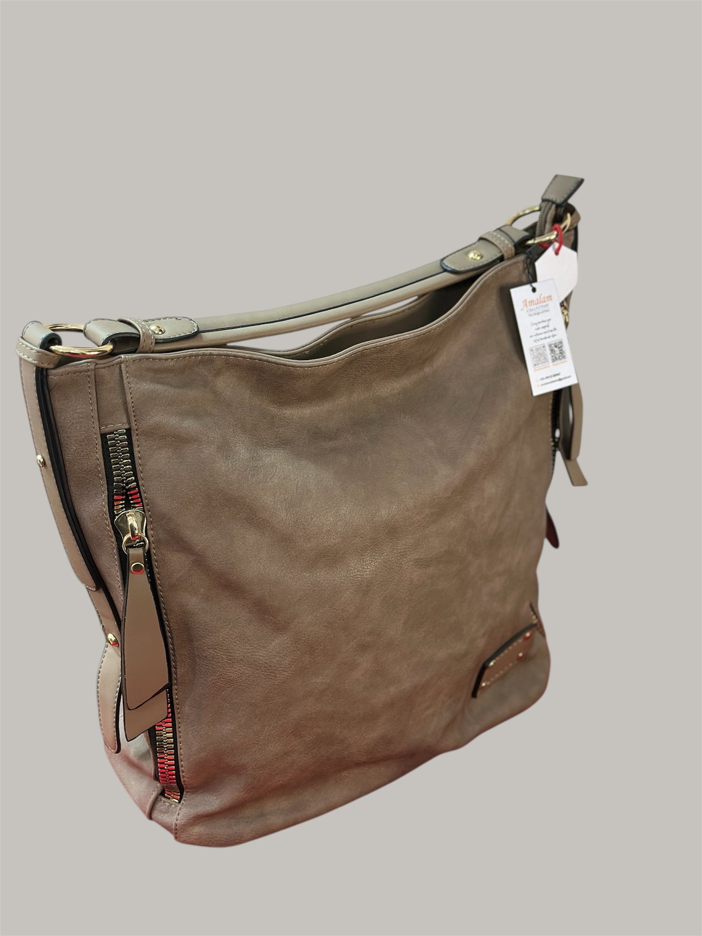 Classic Brown Leather Shoulder Bag – Elegant Daily Carry with Handle + Strap