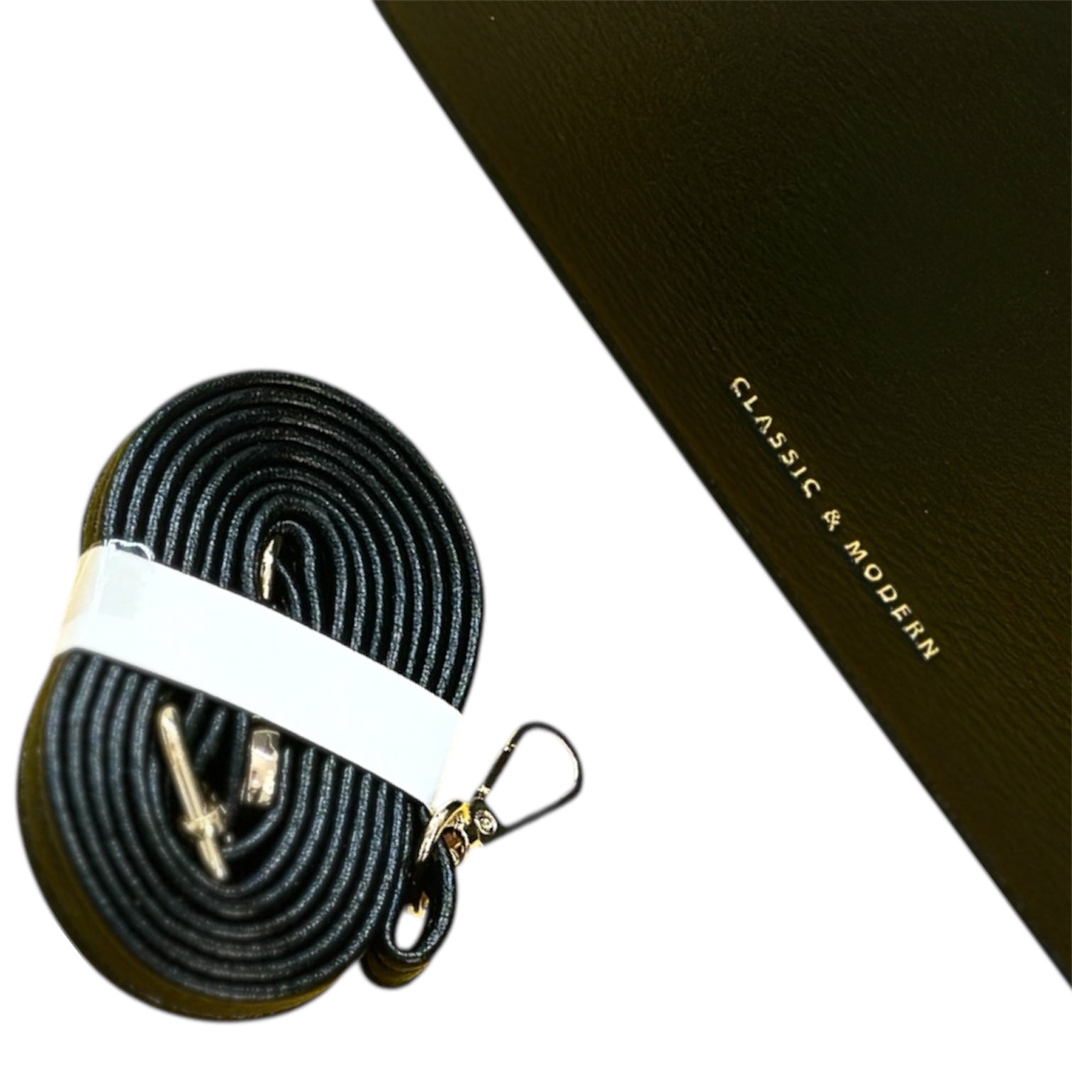 Luxury Leather Long Wallet with Zipper Pocket – Elegant Classic & Modern Design