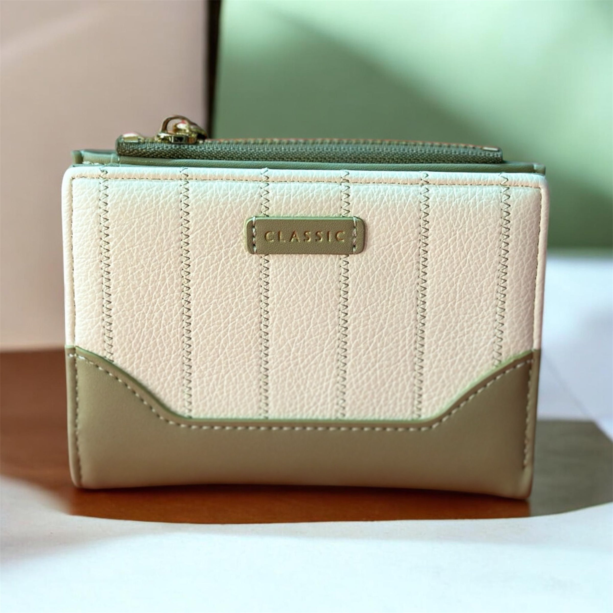 Classic Compact Women’s Wallet – Elegant PU Leather Mini Purse with Zipper Coin Pocket & Multi Card Slots