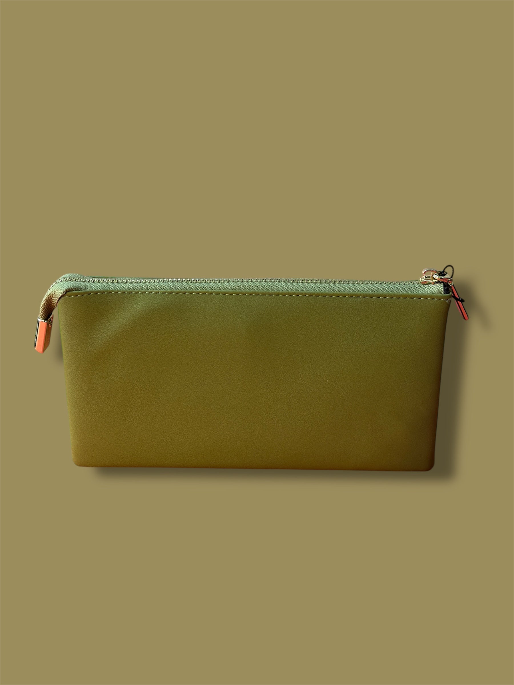 Slim Multi-Compartment Wristlet Wallet